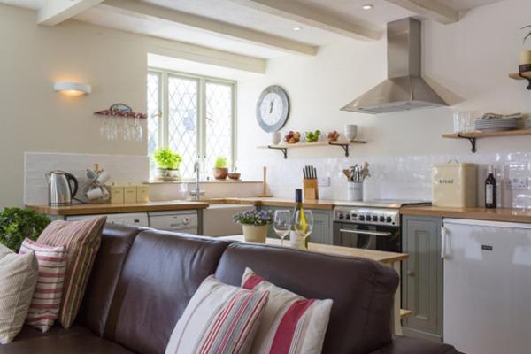 Hotel The Bear, Cowbridge Esterno foto